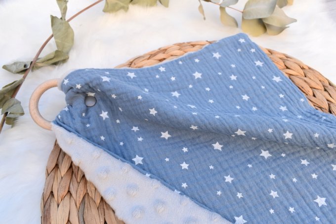 Doudou plat Etoile bleu gaze de coton